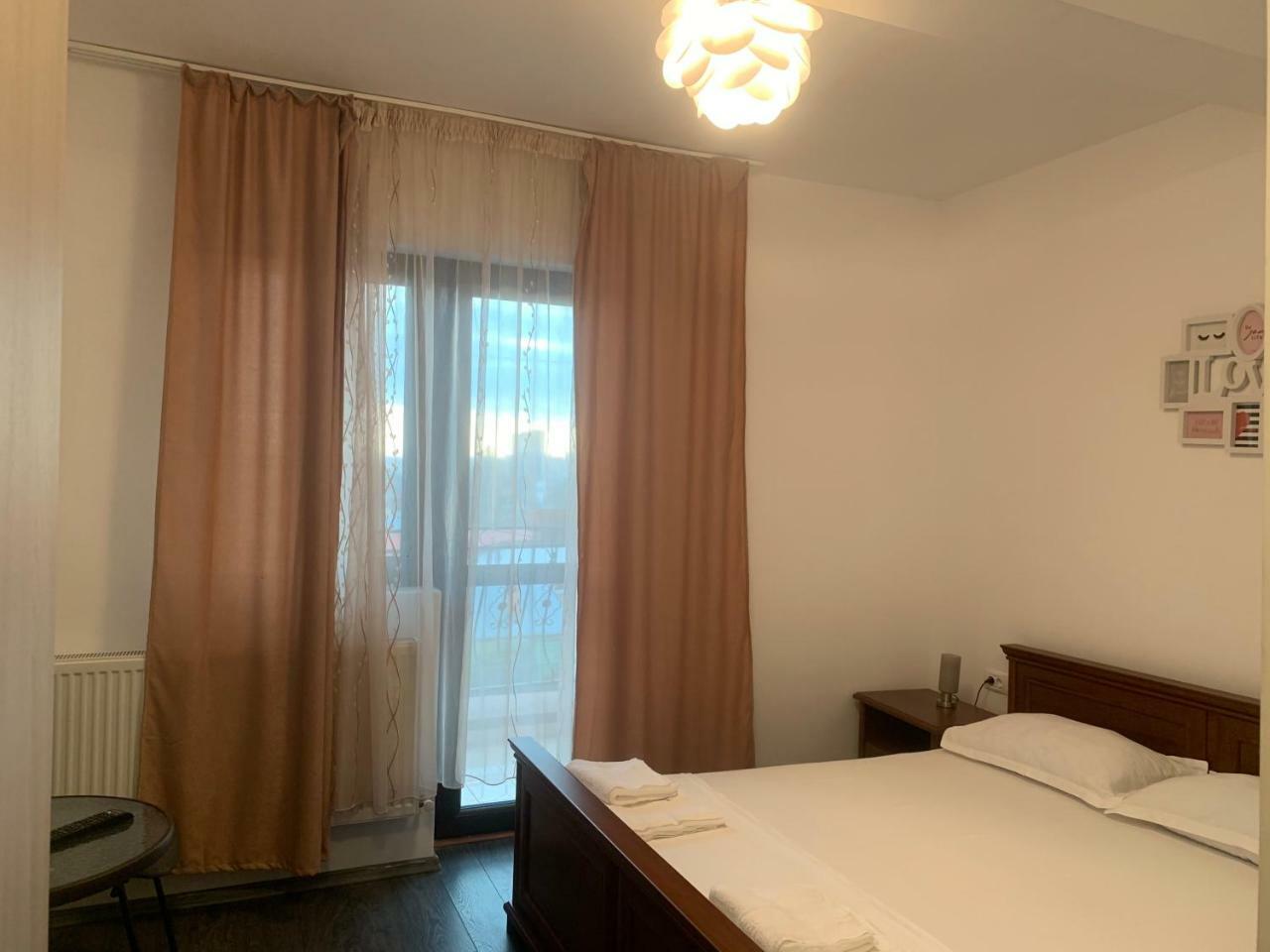 雅西Casa Famous公寓 外观 照片